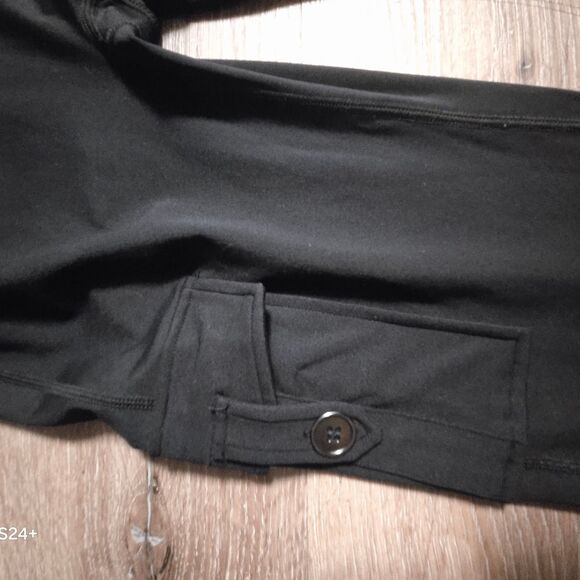 Elegant Black Flare Pants for Women - Picture 8 of 10